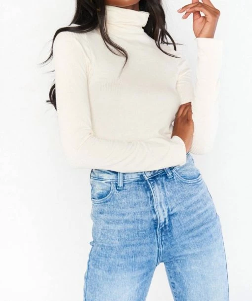 Budget ✔️ Show Me Your Mumu Danica Turtleneck Top in Cream Rib Knit for 👩 women ✨