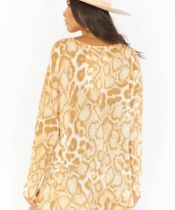 Wholesale ✔️ Show Me Your Mumu Cliffside Sweater in Sandy Cheetah Knit for 👩 women ✨ -Show Me Your Mumu Sales 0f668ca2316344908719f34944b976ac b8776033 aead 455e 8cde 014d324bc483 1080x