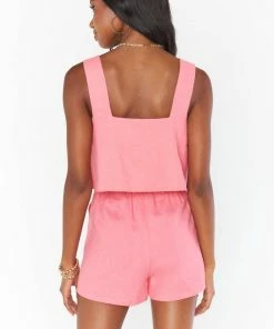 Best deal 👏 Show Me Your Mumu Tara Crop Top in Flamingo Pink Linen for 👩 women 🧨 -Show Me Your Mumu Sales 2efa9092efcf4ef491dd2c1c6cbe6157 210d525f 1b4f 45dc 9f36 4f3f38bc9c96 1080x