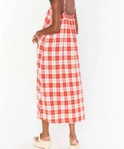 Outlet 🎉 Show Me Your Mumu Oasis Midi 👗 Dress in Picnic Plaid for 👩 women 🎁 -Show Me Your Mumu Sales 371227e04f20463b93d2377729361b55 1080x