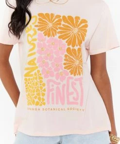 Cheap 😀 Show Me Your Mumu Thomas Tee in Retro Garden Graphic for 👩 women 🤩 -Show Me Your Mumu Sales 3944629bd67a498dbd471e8148ca6743 a5196e59 2a90 4a8e 8e3c b46a2c13091e 1080x