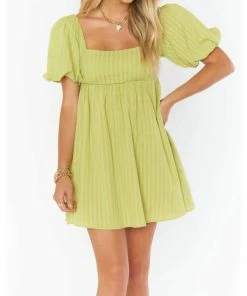 Best Pirce 🌟 Show Me Your Mumu Smitten Babydoll 👗 Dress in Pear Green for 👩 women 🎁