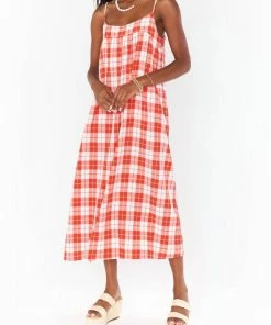 Outlet 🎉 Show Me Your Mumu Oasis Midi 👗 Dress in Picnic Plaid for 👩 women 🎁