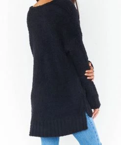 Coupon ✔️ Show Me Your Mumu Hug Me Sweater in Black Fuzzy Knit for 👩 women 🥰 -Show Me Your Mumu Sales 68d060fc6bbc4dbcb22456cf7938726d 1080x