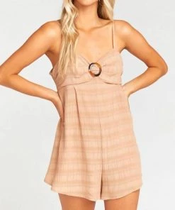 Budget π₯° Show Me Your Mumu Sullivan Romper in Tan Ripple Gauze for π© women π§¨