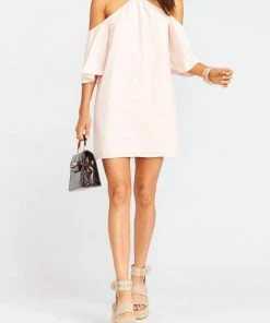 Cheap 🎉 Show Me Your Mumu Lindsay Halter 👗 Dress in Speckle Dots Pink for 👩 women 😍 -Show Me Your Mumu Sales 95e5876251744d0b8655b5ae6c9e353c 81e1c573 28a0 4b3a b7c8 9948e1ccd085 1080x