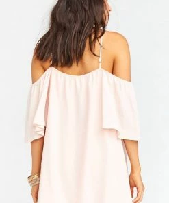 Cheap 🎉 Show Me Your Mumu Lindsay Halter 👗 Dress in Speckle Dots Pink for 👩 women 😍 -Show Me Your Mumu Sales af29e3368201431cb86e61354a4b1d72 7319a40c 9247 4cee ad50 1b53916c6d47 1080x