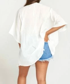 Best Sale 🤩 Show Me Your Mumu Peta Lace Up Tunic in White for 👩 women 🎁 -Show Me Your Mumu Sales b49d7f67e02b46b7b3fd842f2acc41f3 1080x