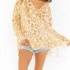 Wholesale ✔️ Show Me Your Mumu Cliffside Sweater in Sandy Cheetah Knit for 👩 women ✨