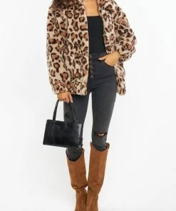 Best reviews of 👏 Show Me Your Mumu Cordelia Jacket in Leopard Faux Fleece for 👩 women 😉 -Show Me Your Mumu Sales f09ff18945384daeb532f6423d33fc53 1080x