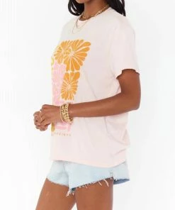 Cheap 😀 Show Me Your Mumu Thomas Tee in Retro Garden Graphic for 👩 women 🤩 -Show Me Your Mumu Sales fc971873a88541cda0a1a8ab1be35e47 e8198e0c a7a3 4199 a61e 8b96877ebe69 1080x