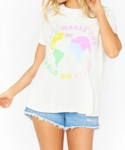 Budget π Show Me Your Mumu Thomas Tee in World Graphic for π© women π